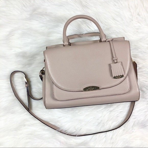 kate spade Handbags - [Kate Spade] Light Gray Crossbody Purse